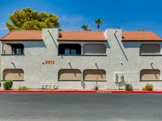 Photo #1: 2319708 Listing 