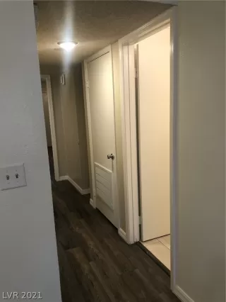 Photo #4: 2319714 Listing 