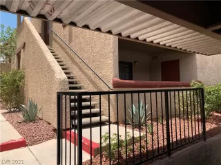 Photo #1: 2319717 Listing