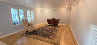 Photo #2: 2319720 Listing