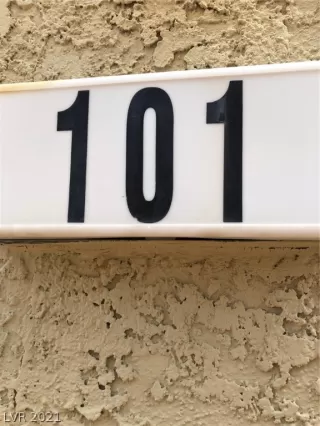 Photo #1: 2319730 Listing 