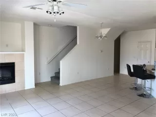 Photo #4: 2319730 Listing 