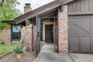 Photo #2: 2319766 Listing 