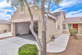 Photo #2: 2319767 Listing