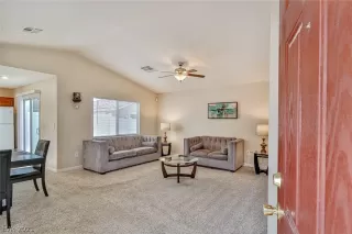 Photo #5: 2319767 Listing