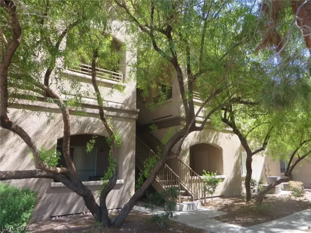 MLS: 2319804 Condo For Sale