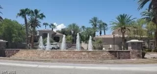 Photo #3: 2319807 Listing