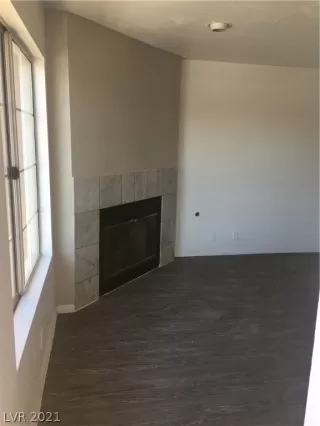 Photo #1: 2319847 Listing