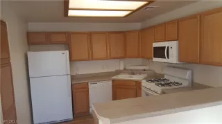 Photo #2: 2319851 Listing 