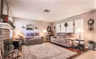 Photo #3: 2319852 Listing 