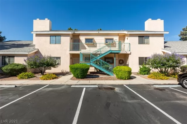 MLS: 2319878 Condo For Sale