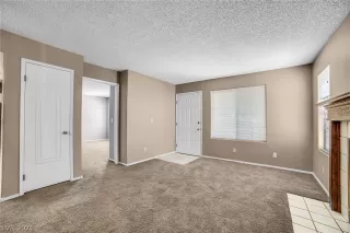 Photo #1: 2319889 Listing 