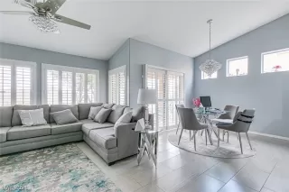 Photo #2: 2319893 Listing 