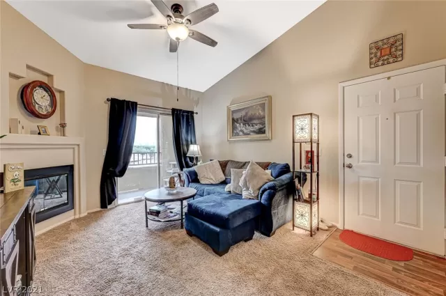 MLS: 2319950 Condo For Sale