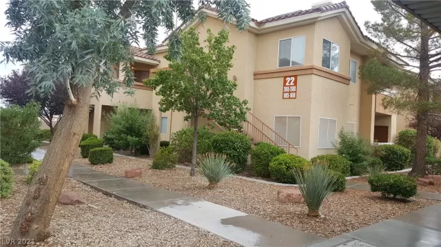 MLS: 2319985 Condo For Sale