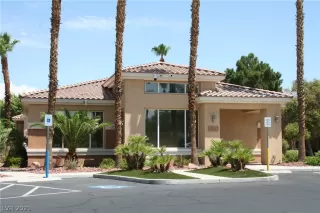 Photo #2: 2319985 Listing 