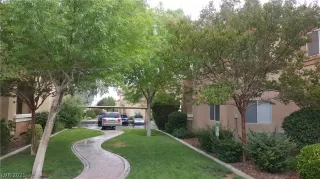 Photo #5: 2319985 Listing 