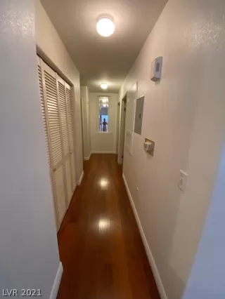 Photo #2: 2320000 Listing 