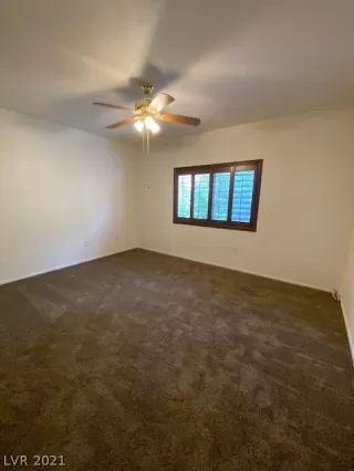 Photo #5: 2320000 Listing 