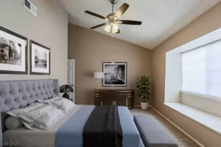 Photo #2: 2320010 Listing