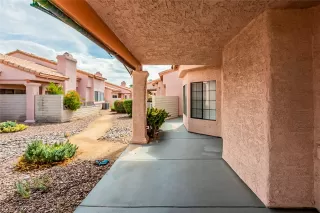 Photo #6: 2320010 Listing