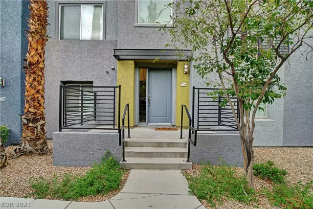 MLS: 2320045 Condo For Sale