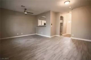 Photo #1: 2320105 Listing