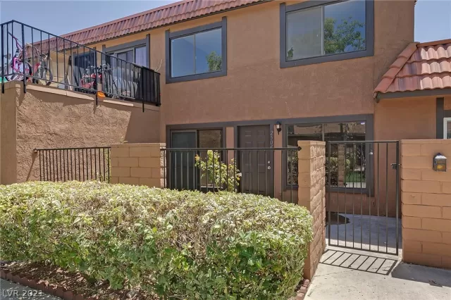 MLS: 2320122 Condo For Sale