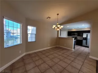 Photo #4: 2320140 Listing 