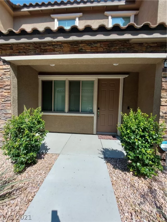 MLS: 2320247 Condo For Sale