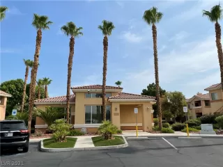 Photo #6: 2320280 Listing 