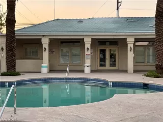 Photo #1: 2320340 Listing