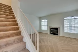 Photo #3: 2320366 Listing 