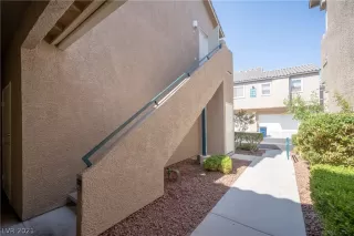 Photo #1: 2320367 Listing 