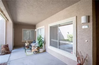 Photo #2: 2320367 Listing 