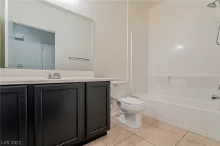 Photo #5: 2320368 Listing 