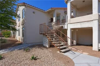 Photo #1: 2320466 Listing