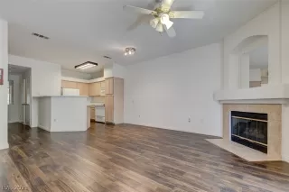 Photo #2: 2320489 Listing