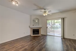 Photo #6: 2320489 Listing