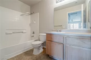 Photo #3: 2320511 Listing 