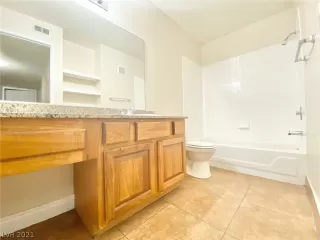 Photo #6: 2320581 Listing 