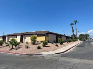 Photo #1: 2320582 Listing