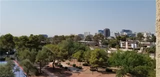 Photo #4: 2320634 Listing 