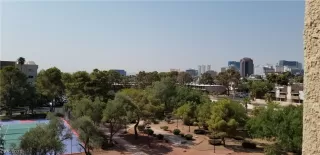 Photo #5: 2320634 Listing 