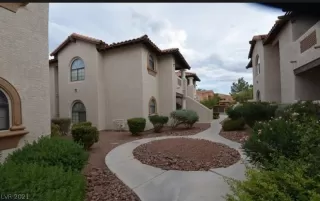 Photo #1: 2320658 Listing 