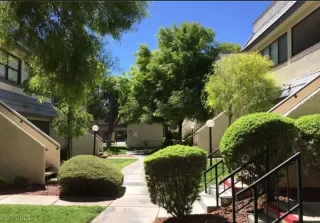 Photo #4: 2320658 Listing 