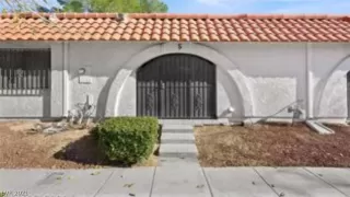 Photo #1: 2320662 Listing 