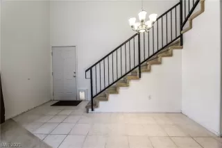 Photo #3: 2320730 Listing