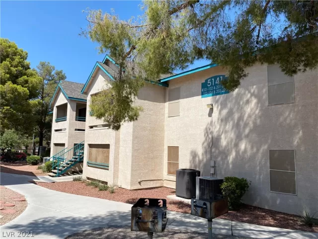MLS: 2320738 Condo For Sale
