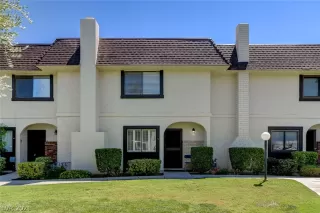 Photo #1: 2320808 Listing